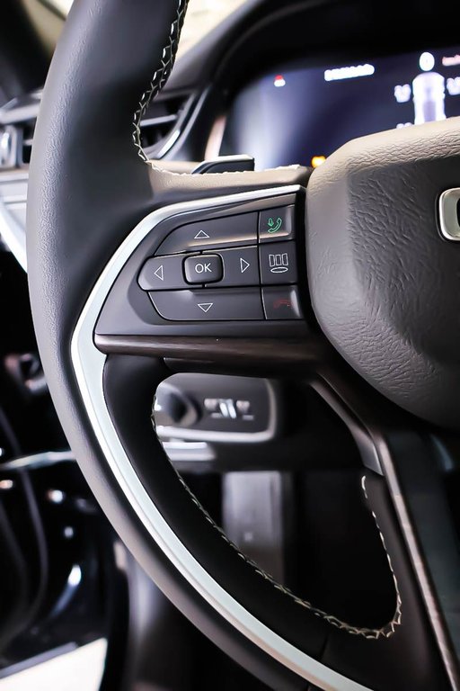 2026 Jeep Grand Cherokee ALTITUDE in Terrebonne, Quebec - 13 - w1024h768px