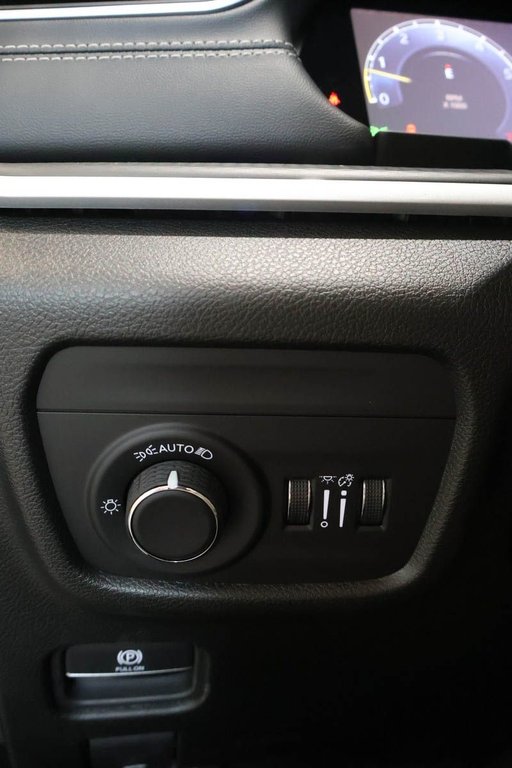 2026 Jeep Grand Cherokee LAREDO X in Terrebonne, Quebec - 19 - w1024h768px