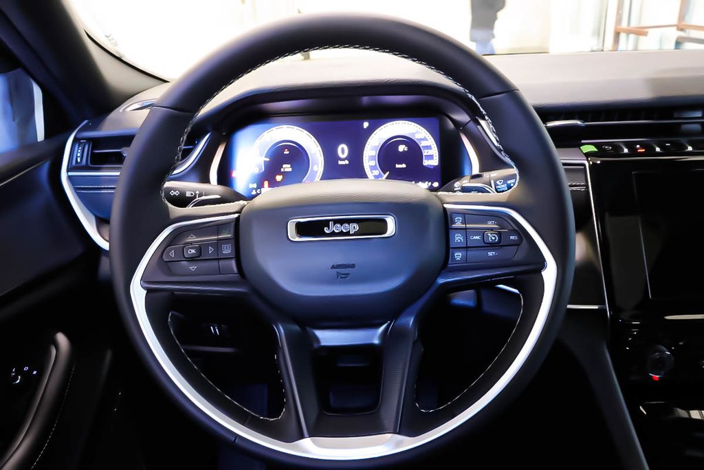 2026 Jeep Grand Cherokee LAREDO X in Terrebonne, Quebec - 12 - w1024h768px