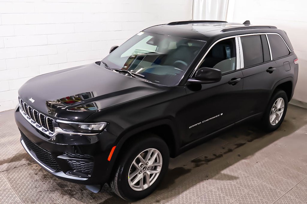 2026 Jeep Grand Cherokee LAREDO X in Terrebonne, Quebec - 3 - w1024h768px