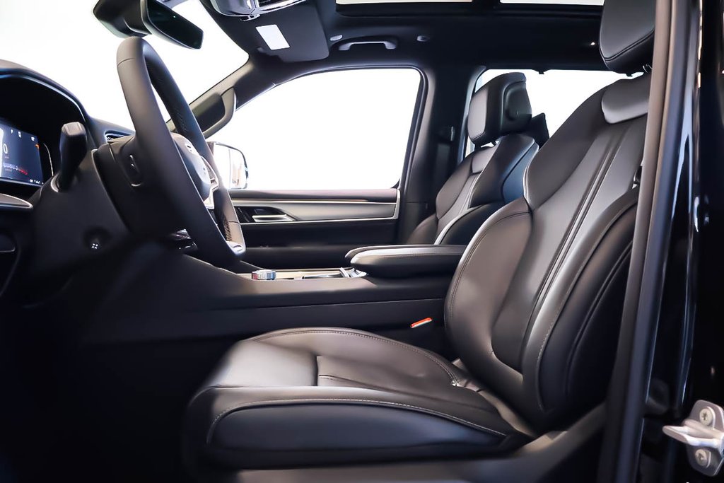 Jeep Grand Wagoneer L ALTITUDE 2026 à Terrebonne, Québec - 10 - w1024h768px