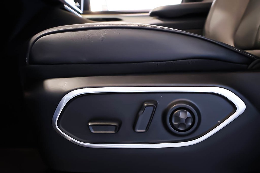 Jeep Grand Wagoneer L ALTITUDE 2026 à Terrebonne, Québec - 12 - w1024h768px