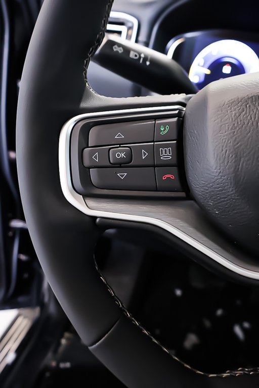 2026 Jeep Grand Wagoneer ALTITUDE in Terrebonne, Quebec - 15 - w1024h768px