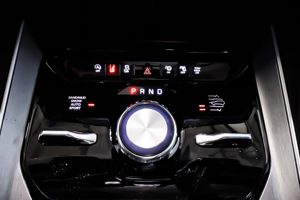 2026 Jeep Grand Wagoneer ALTITUDE in Terrebonne, Quebec - 22 - w1024h768px