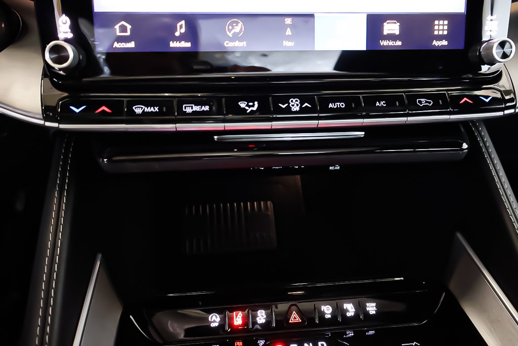 2026 Jeep Grand Wagoneer ALTITUDE in Terrebonne, Quebec - 21 - w1024h768px