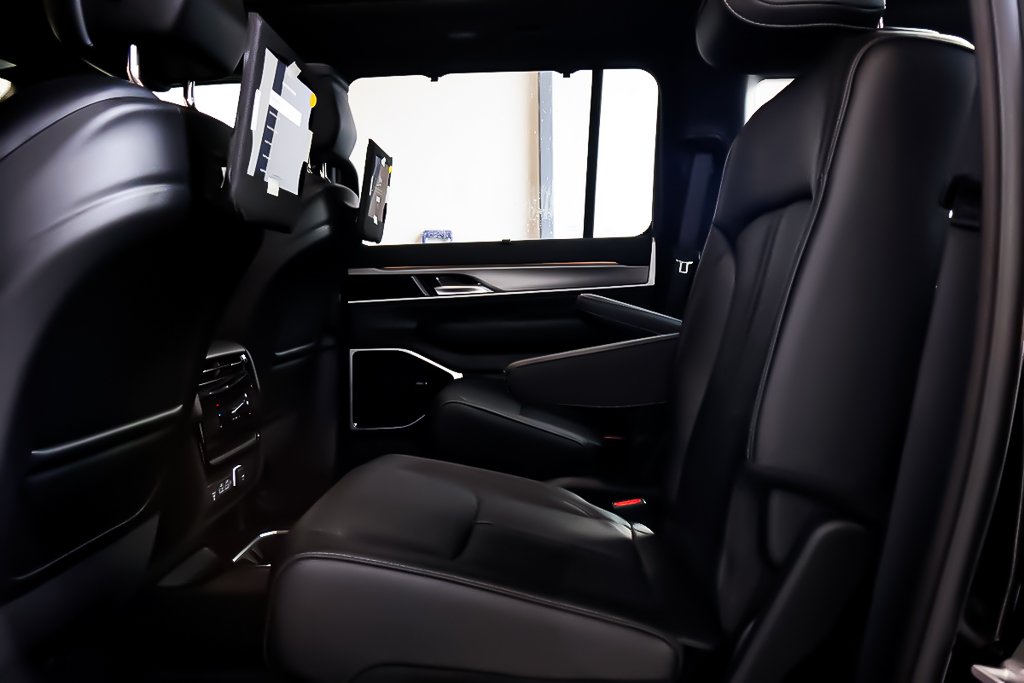 2026 Jeep Grand Wagoneer ALTITUDE in Terrebonne, Quebec - 25 - w1024h768px