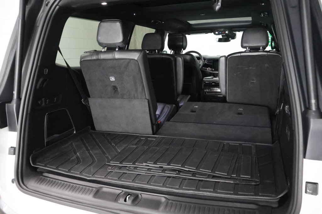 2022 Jeep Wagoneer SERIES III + 4X4 + CATEGORIE SUPERIEURE + 7 PASS in Terrebonne, Quebec - 9 - w1024h768px