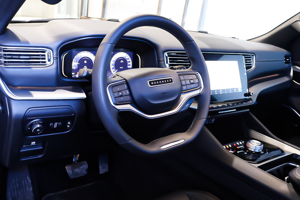 2024 Jeep WAGONEER SERIES II + CARBIDE + 4X4 + TOIT OUVRANT PANO in Terrebonne, Quebec - 17 - w1024h768px