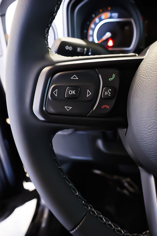 2026 Jeep WRANGLER 4-Door WILLYS in Terrebonne, Quebec - 13 - w1024h768px