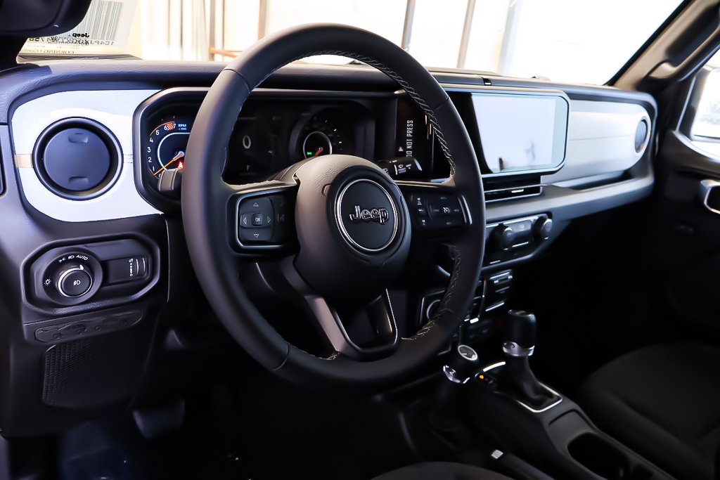 2026 Jeep Wrangler 4-Door WILLYS in Terrebonne, Quebec - 12 - w1024h768px
