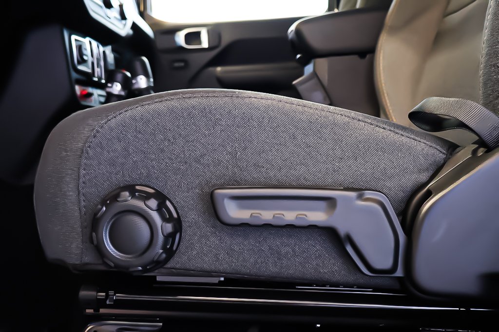 2026 Jeep Wrangler 4-Door WILLYS in Terrebonne, Quebec - 9 - w1024h768px