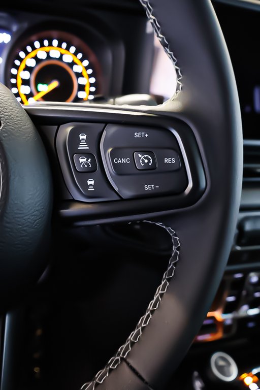 2026 Jeep Wrangler 4-Door WILLYS in Terrebonne, Quebec - 13 - w1024h768px