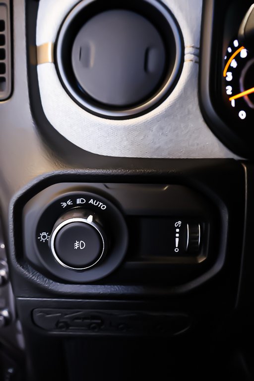 2026 Jeep Wrangler 4-Door WILLYS in Terrebonne, Quebec - 17 - w1024h768px