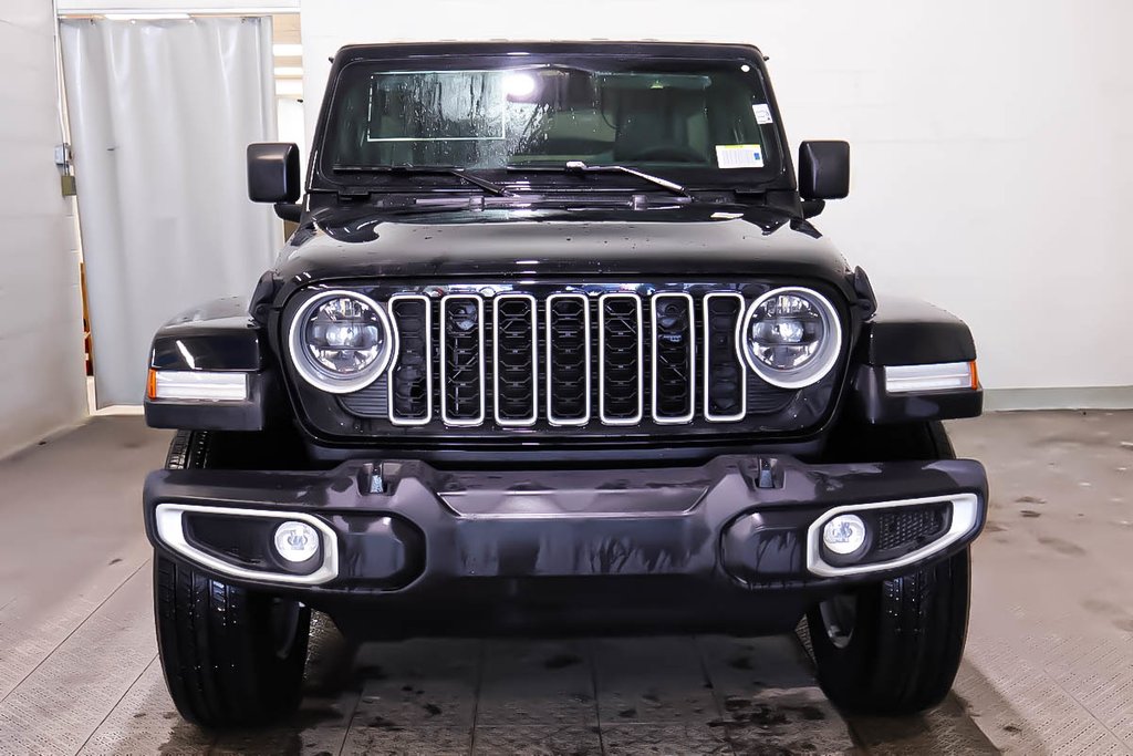 Jeep Wrangler 4-Door SAHARA 2026 à Terrebonne, Québec - 2 - w1024h768px