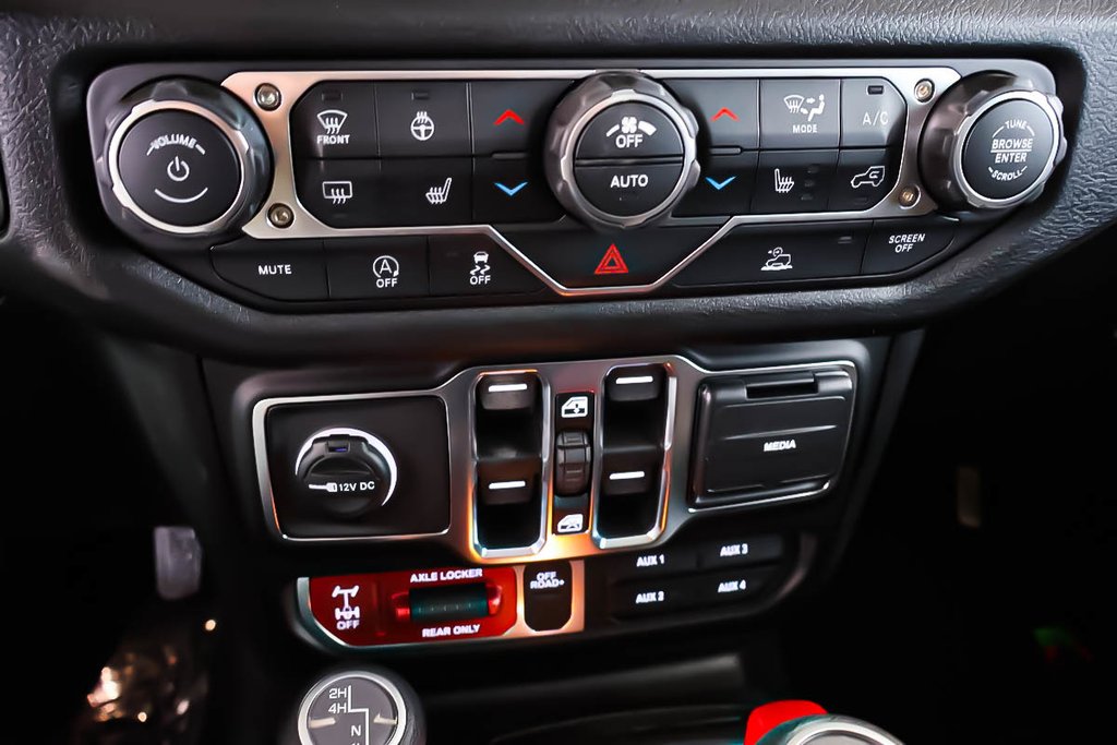 2026 Jeep Wrangler 4-Door WILLYS in Terrebonne, Quebec - 16 - w1024h768px