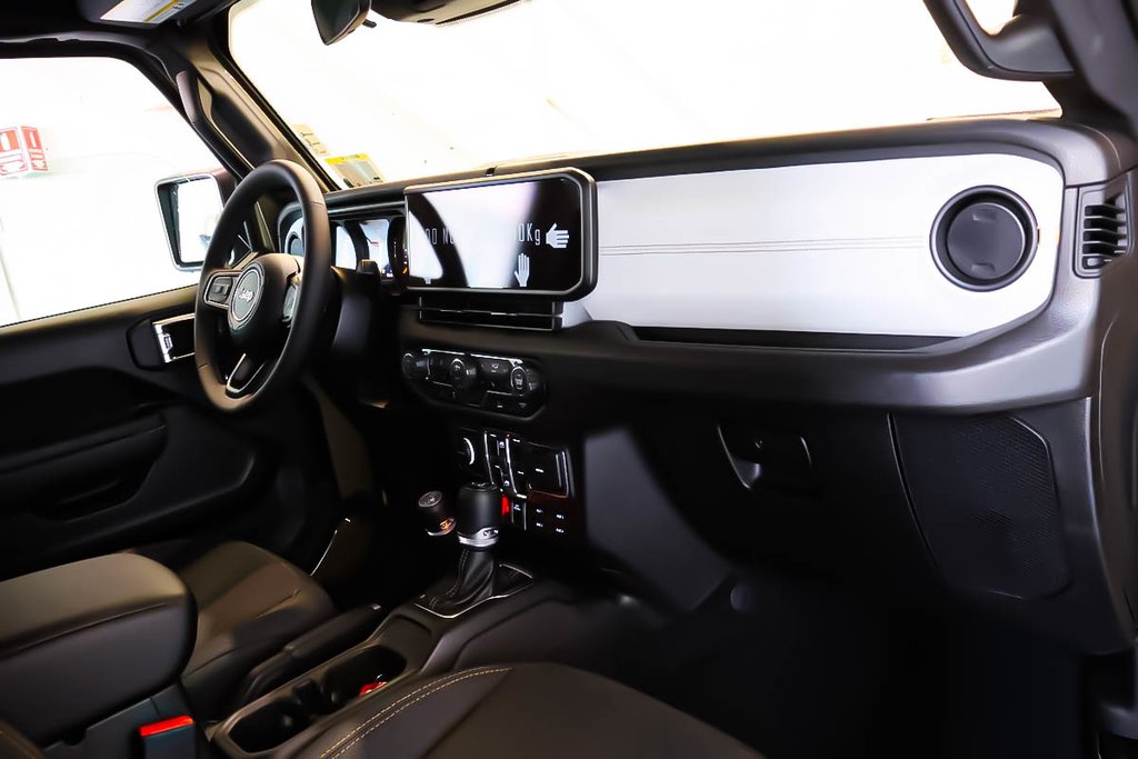 2026 Jeep Wrangler 4-Door WILLYS in Terrebonne, Quebec - 11 - w1024h768px
