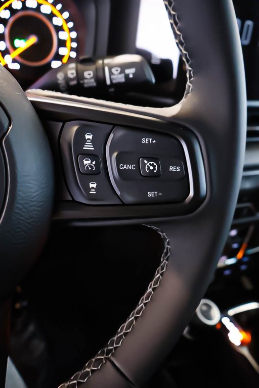 2026 Jeep Wrangler 4-Door WILLYS in Terrebonne, Quebec - 14 - w1024h768px