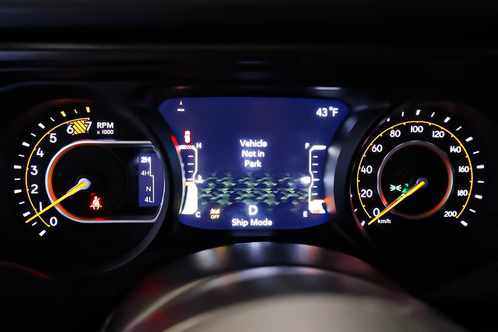 2026 Jeep Wrangler 4-Door WILLYS in Terrebonne, Quebec - 15 - w1024h768px