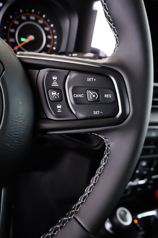 2026 Jeep Wrangler 4-Door WILLYS in Terrebonne, Quebec - 14 - w1024h768px