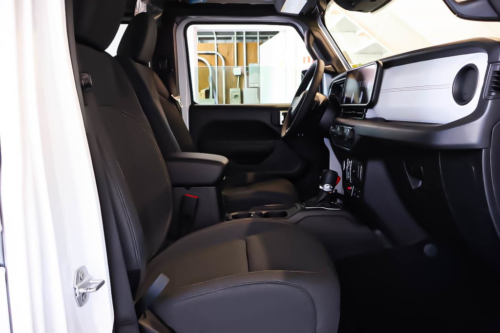 2026 Jeep Wrangler 4-Door WILLYS in Terrebonne, Quebec - 10 - w1024h768px