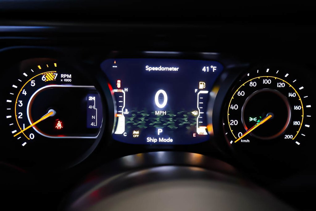 2026 Jeep Wrangler 4-Door WILLYS in Terrebonne, Quebec - 15 - w1024h768px