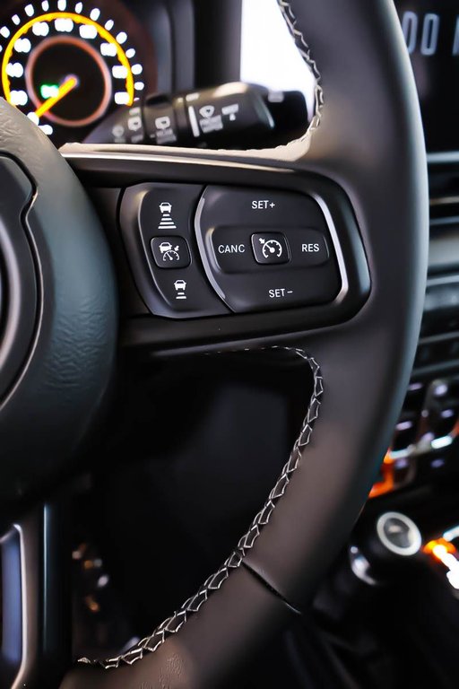 2026 Jeep Wrangler 4-Door WILLYS in Terrebonne, Quebec - 14 - w1024h768px