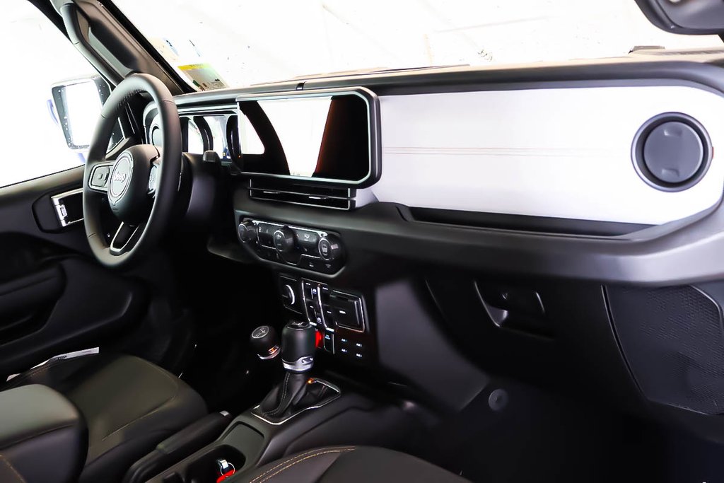 2026 Jeep Wrangler 4-Door WILLYS in Terrebonne, Quebec - 11 - w1024h768px