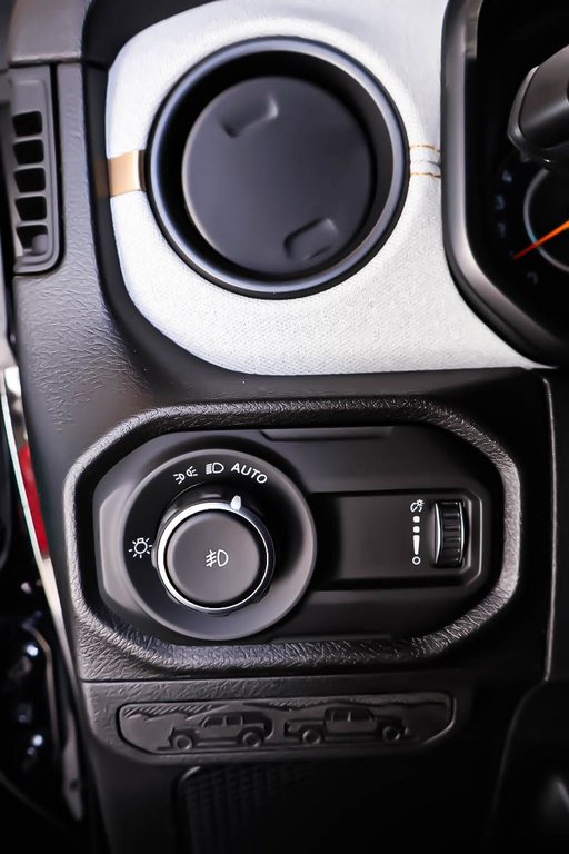 2026 Jeep Wrangler 4-Door WILLYS in Terrebonne, Quebec - 18 - w1024h768px