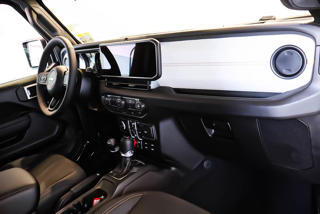 2026 Jeep Wrangler 4-Door WILLYS in Terrebonne, Quebec - 11 - w1024h768px