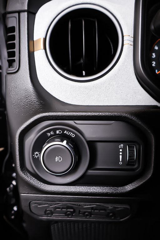 2026 Jeep Wrangler 4-Door WILLYS in Terrebonne, Quebec - 18 - w1024h768px
