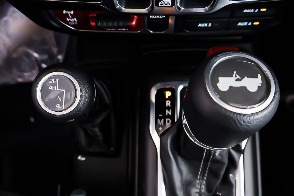 2026 Jeep Wrangler 4-Door WILLYS in Terrebonne, Quebec - 17 - w1024h768px