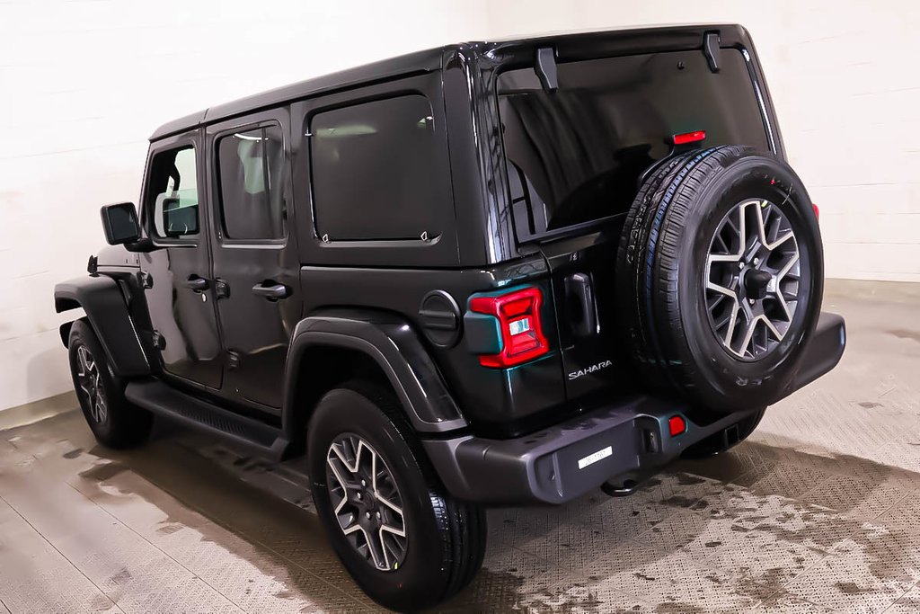 Jeep Wrangler 4-Door SAHARA 2026 à Terrebonne, Québec - 4 - w1024h768px