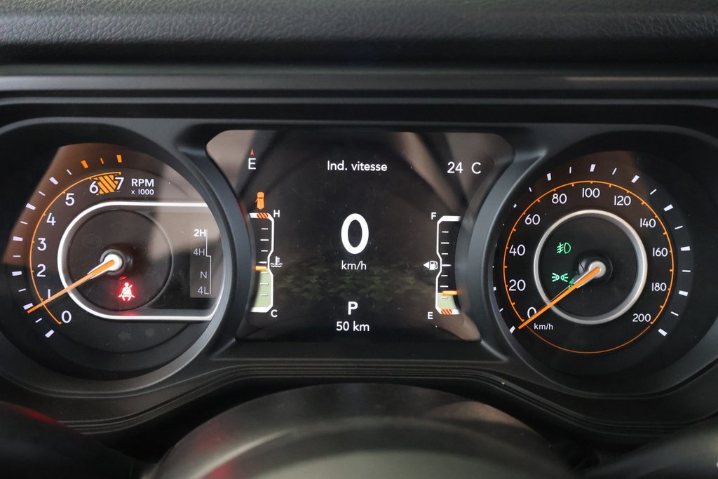 Jeep Wrangler 4-Door WILLYS 2026 à Terrebonne, Québec - 15 - w1024h768px
