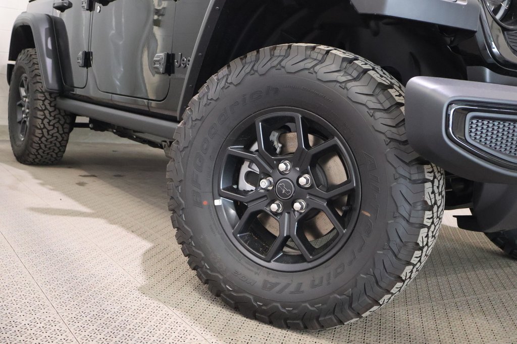 Jeep Wrangler 4-Door WILLYS 2026 à Terrebonne, Québec - 7 - w1024h768px