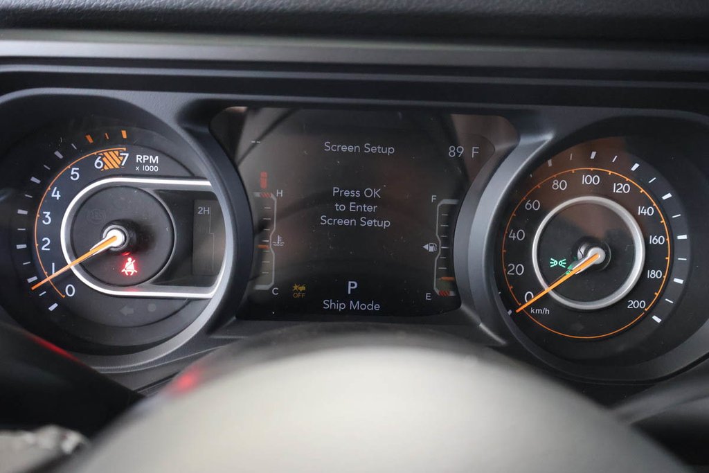 Jeep Wrangler 4-Door WILLYS 2026 à Terrebonne, Québec - 14 - w1024h768px