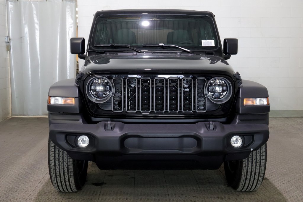 Jeep Wrangler 4-Door SPORT S 2026 à Terrebonne, Québec - 2 - w1024h768px