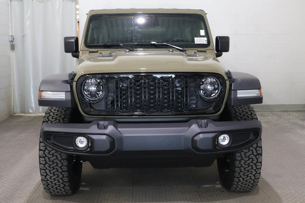 Jeep Wrangler 4-Door WILLYS 2026 à Terrebonne, Québec - 2 - w1024h768px