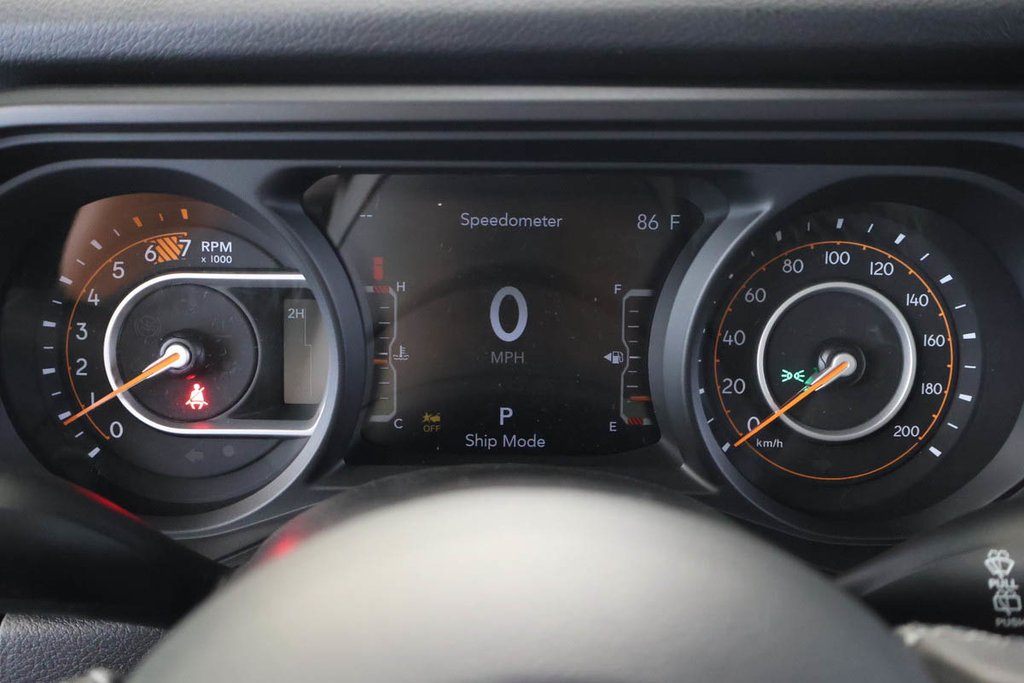 Jeep Wrangler 4-Door WILLYS 2026 à Terrebonne, Québec - 15 - w1024h768px