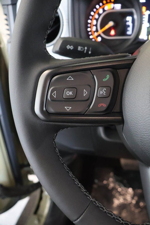 2026 Jeep Wrangler 4-Door SPORT S in Terrebonne, Quebec - 12 - w1024h768px