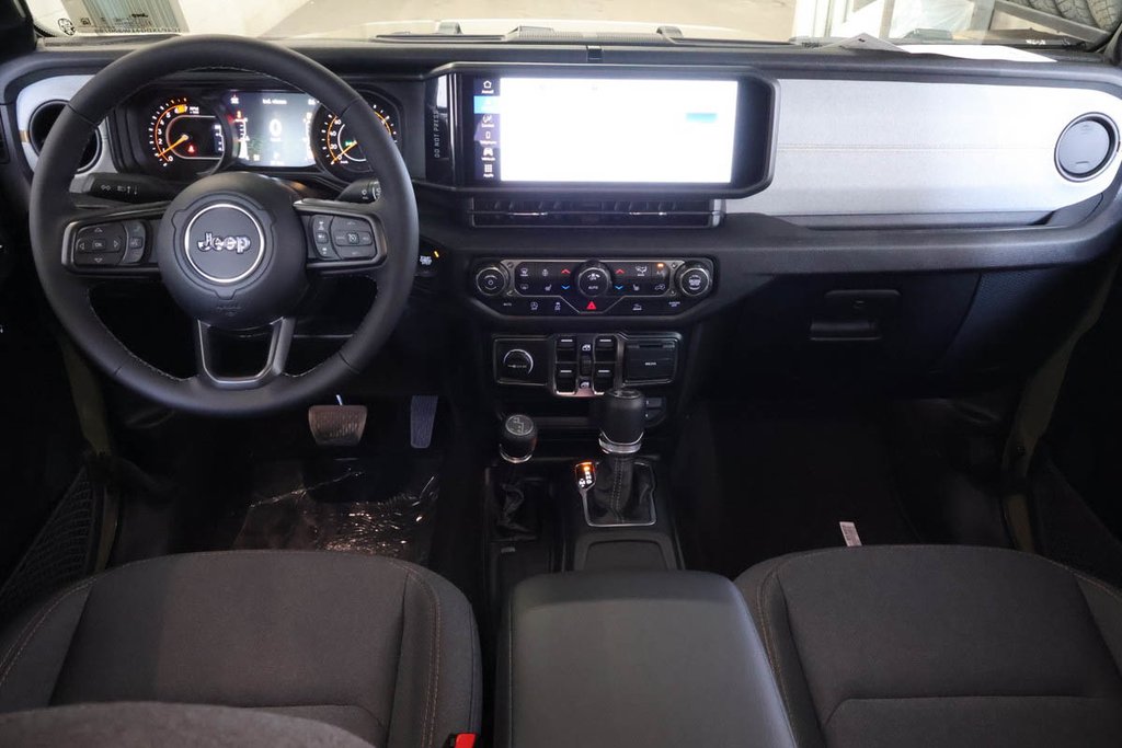 2026 Jeep Wrangler 4-Door SPORT S in Terrebonne, Quebec - 10 - w1024h768px