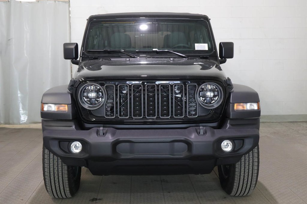 2026 Jeep Wrangler 4-Door SPORT S in Terrebonne, Quebec - 2 - w1024h768px