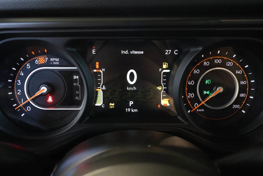 Jeep Wrangler 4-Door SPORT S 2026 à Terrebonne, Québec - 14 - w1024h768px