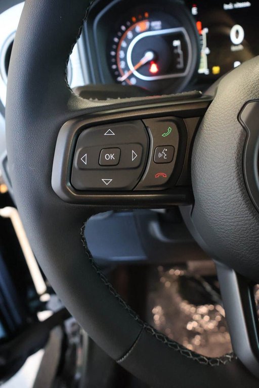 Jeep Wrangler 4-Door SPORT S 2026 à Terrebonne, Québec - 12 - w1024h768px