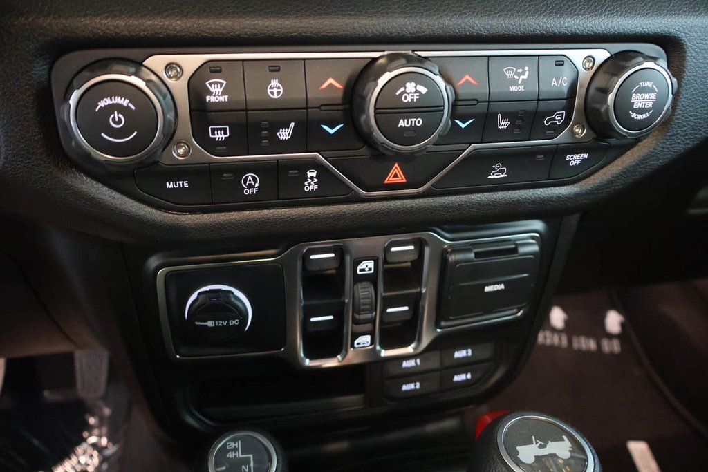 Jeep Wrangler 4-Door SPORT S 2026 à Terrebonne, Québec - 17 - w1024h768px