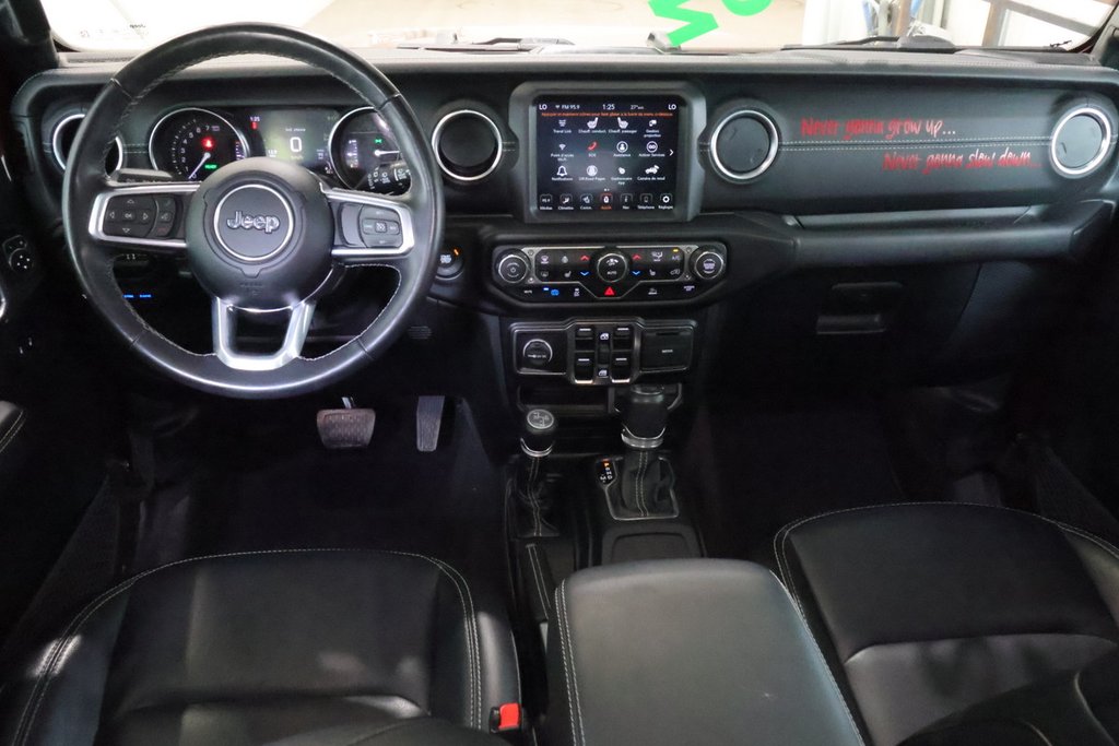 2022 Jeep Wrangler 4xe SAHARA + PHEV + 4X4 + TOIT RIGIDE in Terrebonne, Quebec - 9 - w1024h768px