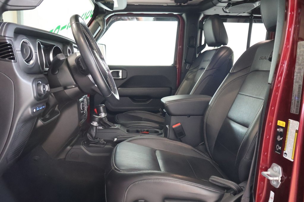 2022 Jeep Wrangler 4xe SAHARA + PHEV + 4X4 + TOIT RIGIDE in Terrebonne, Quebec - 6 - w1024h768px