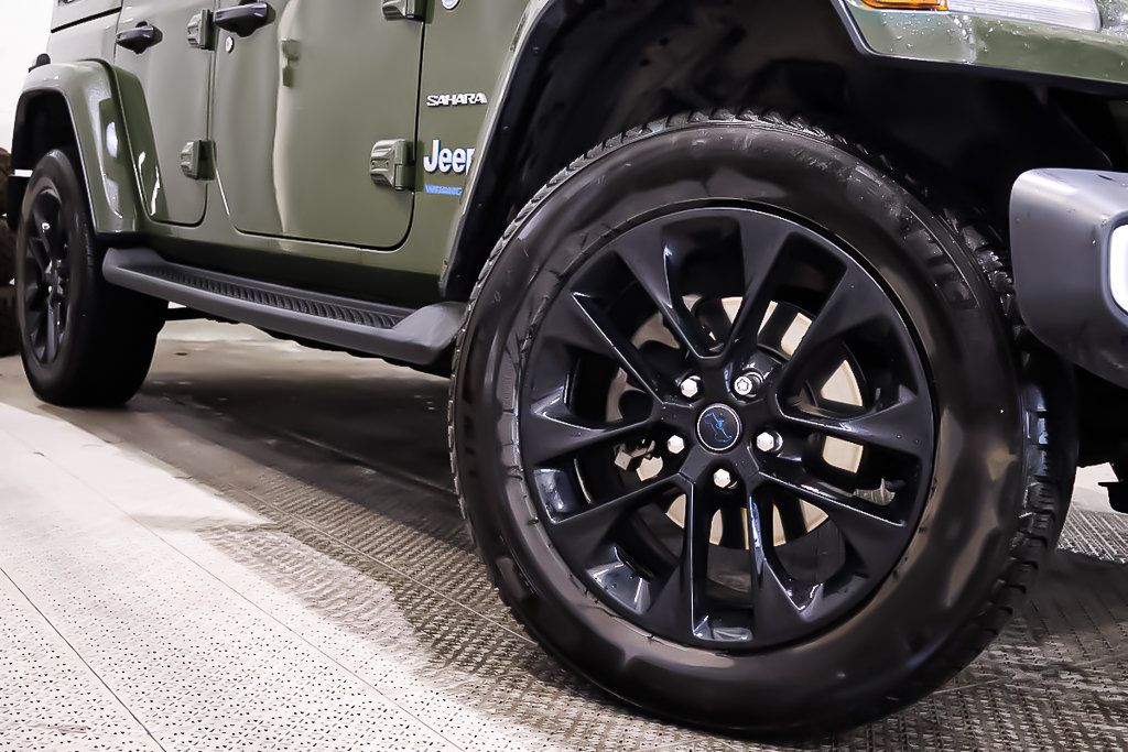 2024 Jeep Wrangler 4xe SAHARA + HYBRIDE + 4X4 + TOIT RIGIDE in Terrebonne, Quebec - 9 - w1024h768px