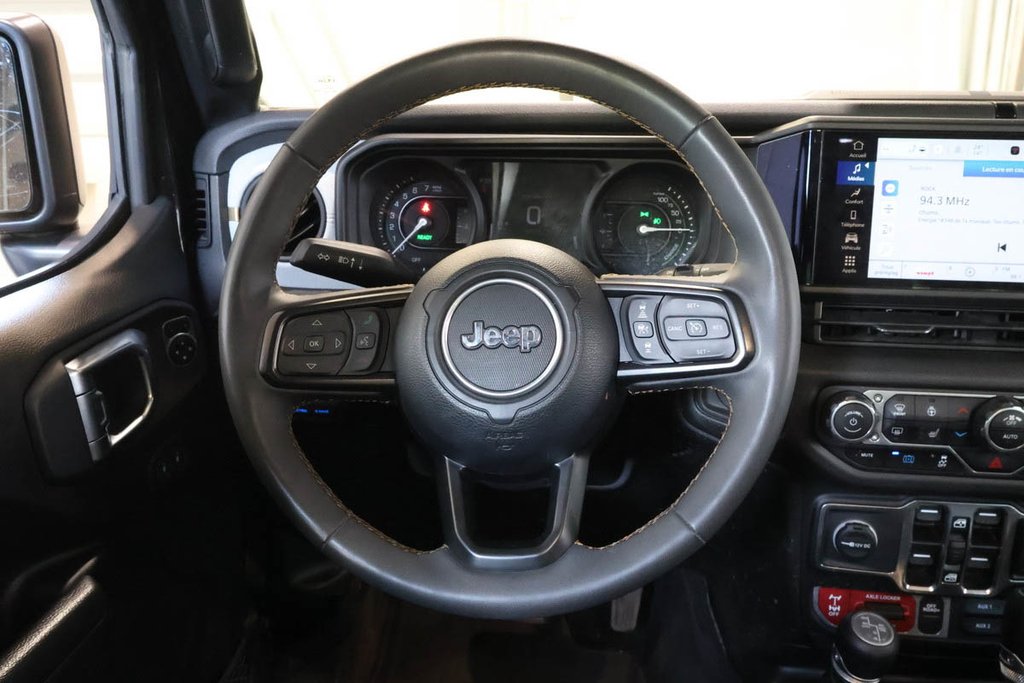 2024 Jeep Wrangler 4xe 4 PORTES SPORT + 4X4 + TOIT RIGIDE in Terrebonne, Quebec - 14 - w1024h768px
