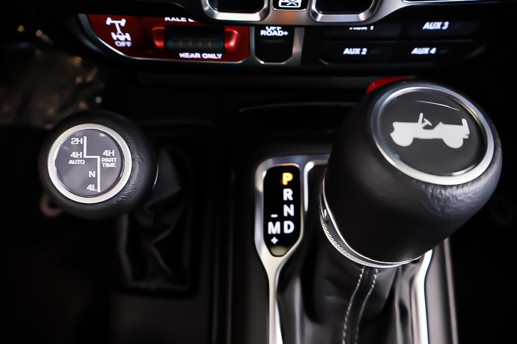 2025 Jeep Wrangler 4xe WILLYS in Terrebonne, Quebec - 17 - w1024h768px