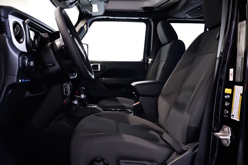 2025 Jeep Wrangler 4xe WILLYS in Terrebonne, Quebec - 8 - w1024h768px